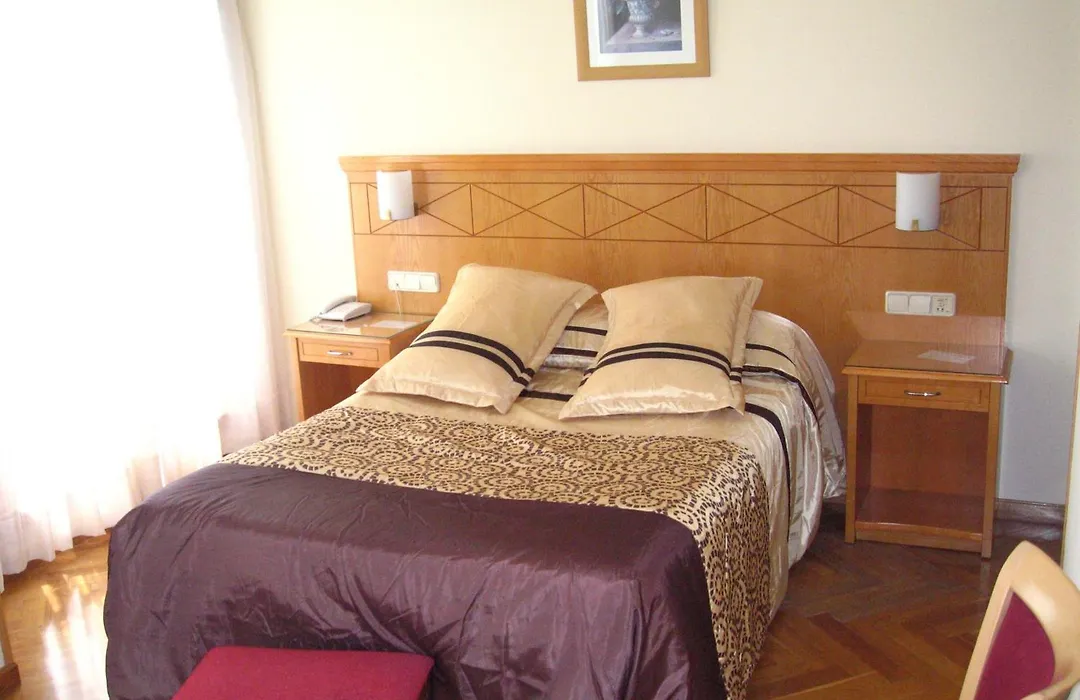 Hotel Cristal 2-1